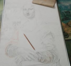 a sinistra originale della Gioconda, al centro copia di Sandro Ferrucci e a destra copia del Prado